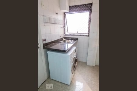 Apartamento à venda com 125m², 3 quartos e 2 vagas Apartamento à venda com 125m², 3 quartos e 2 vagasÁrea de Serviço