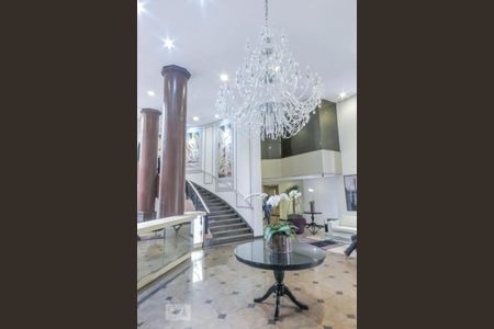 Apartamento à venda com 125m², 3 quartos e 2 vagas Apartamento à venda com 125m², 3 quartos e 2 vagasHall de Entrada