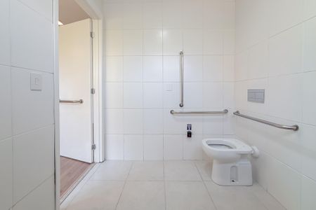 Banheiro de kitnet/studio à venda com 1 quarto, 38m² em Sé, São Paulo