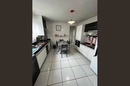 Casa à venda com 8 quartos, 360m² em São Marcos, Belo Horizonte