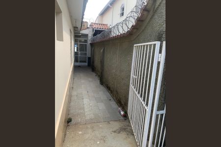 Casa à venda com 5 quartos, 300m² em Santa Efigênia, Belo Horizonte
