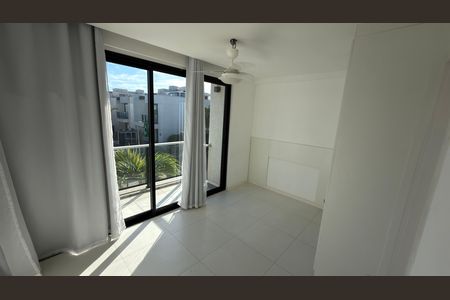 Casa de condomínio para alugar com 140m², 3 quartos e 4 vagas Casa de condomínio para alugar com 140m², 3 quartos e 4 vagasSala