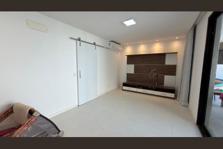 Casa de condomínio para alugar com 140m², 3 quartos e 4 vagas Casa de condomínio para alugar com 140m², 3 quartos e 4 vagasSala