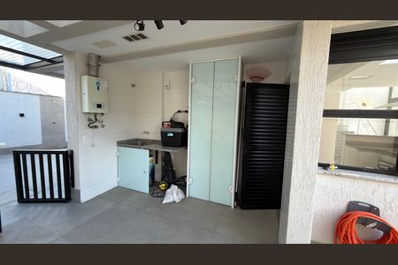 Casa de condomínio para alugar com 140m², 3 quartos e 4 vagas Casa de condomínio para alugar com 140m², 3 quartos e 4 vagasÁrea externa