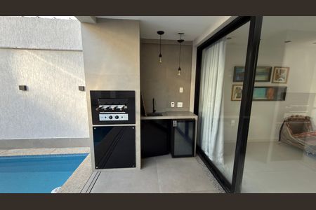 Casa de condomínio para alugar com 140m², 3 quartos e 4 vagas Casa de condomínio para alugar com 140m², 3 quartos e 4 vagasÁrea externa