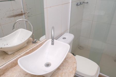 Casa para alugar com 300m², 2 quartos e 2 vagas Casa para alugar com 300m², 2 quartos e 2 vagasBanheiro Suíte 1