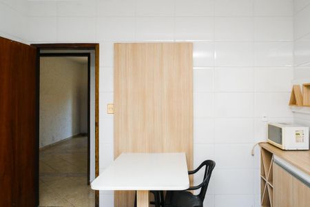 Casa para alugar com 300m², 2 quartos e 2 vagas Casa para alugar com 300m², 2 quartos e 2 vagasCozinha
