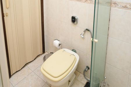 Casa para alugar com 300m², 2 quartos e 2 vagas Casa para alugar com 300m², 2 quartos e 2 vagasBanheiro Suíte 2