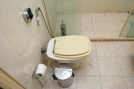 Casa para alugar com 300m², 2 quartos e 2 vagas Casa para alugar com 300m², 2 quartos e 2 vagasBanheiro Suíte 2