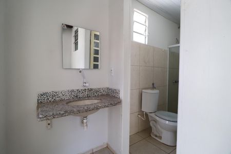 Casa para alugar com 140m², 3 quartos e 2 vagasBanheiro social 1