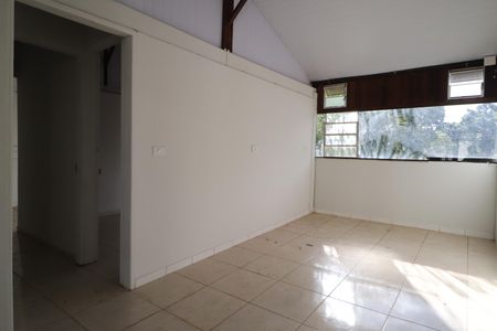 Casa para alugar com 140m², 3 quartos e 2 vagasSala