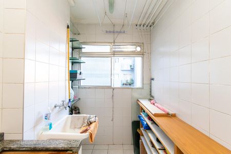 Apartamento para alugar com 65m², 2 quartos e 1 vagaÁrea de Serviço