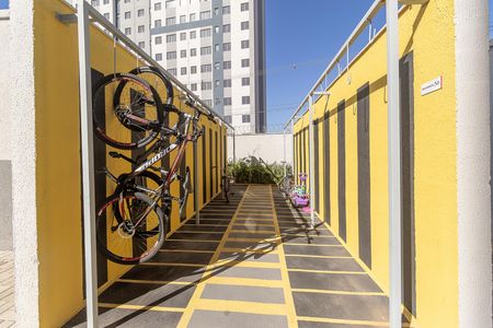 Área comum - Bicicletário de apartamento para alugar com 2 quartos, 45m² em Mantiqueira, Belo Horizonte