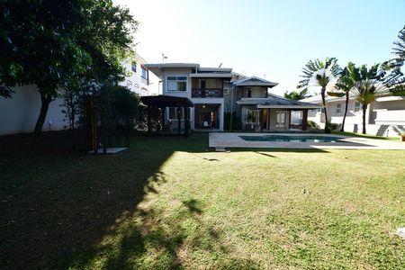 Casa de condomínio à venda com 500m², 4 quartos e 5 vagasJardim