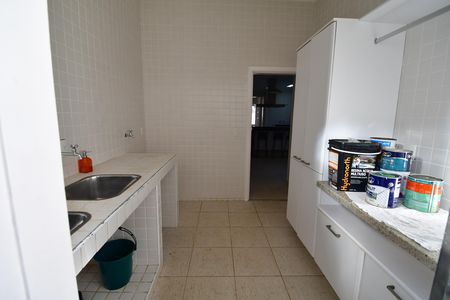 Casa de condomínio à venda com 500m², 4 quartos e 5 vagasÁrea de Serviço