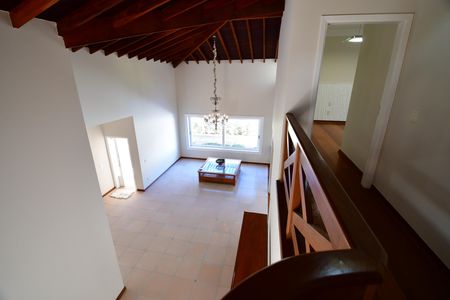 Casa de condomínio à venda com 500m², 4 quartos e 5 vagasMezanino