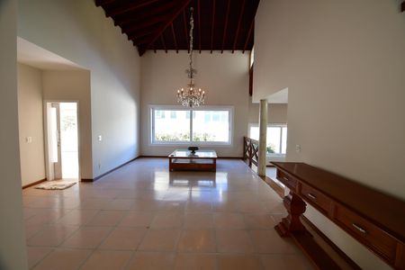 Casa de condomínio à venda com 500m², 4 quartos e 5 vagasSala
