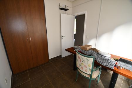 Quarto de Serviço de casa de condomínio à venda com 4 quartos, 500m² em Loteamento Alphaville Campinas, Campinas