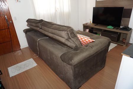 Sala de casa para alugar com 2 quartos, 50m² em Parque Pirajussara, Embu das Artes