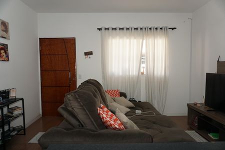 Casa para alugar com 50m², 2 quartos e sem vagaSala