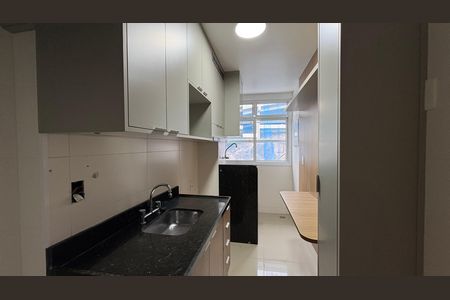 Apartamento para alugar com 72m², 2 quartos e 1 vaga Apartamento para alugar com 72m², 2 quartos e 1 vagaCozinha