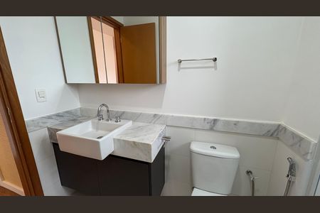 Apartamento para alugar com 72m², 2 quartos e 1 vaga Apartamento para alugar com 72m², 2 quartos e 1 vagaBanheiro da Suíte 1