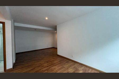 Apartamento para alugar com 72m², 2 quartos e 1 vaga Apartamento para alugar com 72m², 2 quartos e 1 vagaSala
