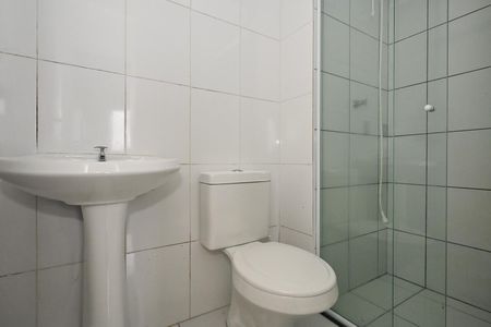 Banheiro Banheiro de apartamento para alugar com 2 quartos, 47m² em Vila das Belezas, São Paulo
