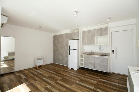 Studio à venda com 36m², 1 quarto e 1 vaga Studio à venda com 36m², 1 quarto e 1 vagaStudio