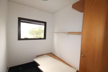Apartamento à venda com 222m², 4 quartos e 4 vagasÁrea de Serviço - Quarto