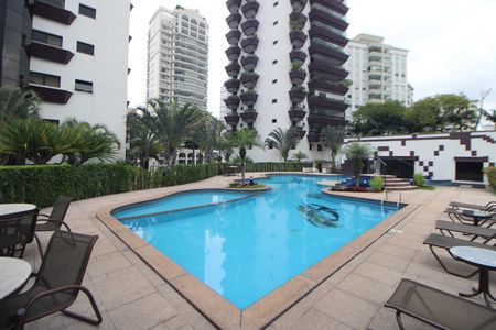 Apartamento à venda com 222m², 4 quartos e 4 vagasÁrea Comum