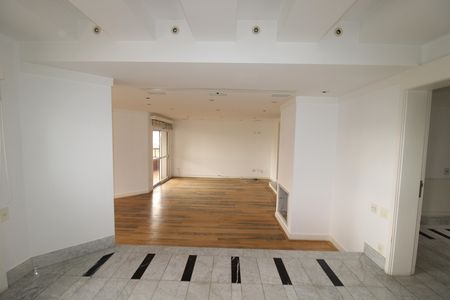 Apartamento à venda com 222m², 4 quartos e 4 vagasSala 2 