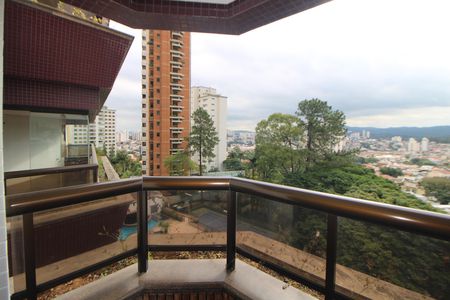 Apartamento à venda com 222m², 4 quartos e 4 vagasQuarto 6 - Varanda
