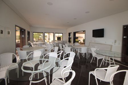 Apartamento à venda com 222m², 4 quartos e 4 vagasÁrea Comum