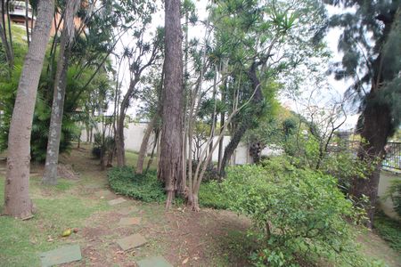 Apartamento à venda com 222m², 4 quartos e 4 vagasÁrea Comum