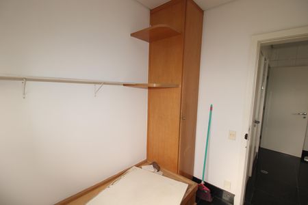Apartamento à venda com 222m², 4 quartos e 4 vagasÁrea de Serviço - Quarto