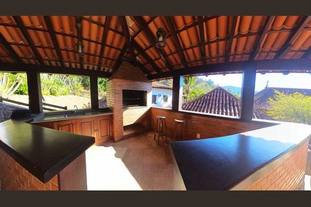 Área comum - Churrasqueira de casa para alugar com 5 quartos, 600m² em Nogueira, Petrópolis