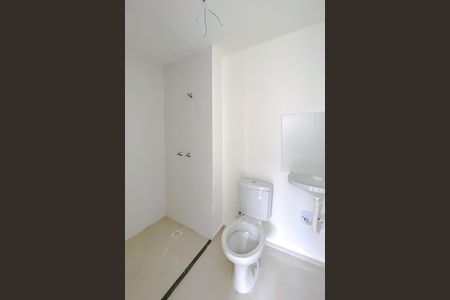 Apartamento para alugar com 48m², 2 quartos e 1 vaga Apartamento para alugar com 48m², 2 quartos e 1 vagaBanheiro da Suíte