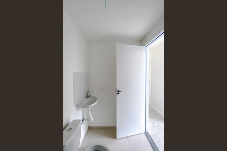 Apartamento para alugar com 48m², 2 quartos e 1 vaga Apartamento para alugar com 48m², 2 quartos e 1 vagaBanheiro da Suíte
