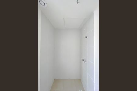 Apartamento para alugar com 48m², 2 quartos e 1 vaga Apartamento para alugar com 48m², 2 quartos e 1 vagaBanheiro