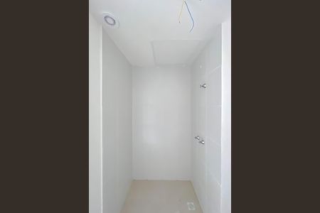 Apartamento para alugar com 48m², 2 quartos e 1 vaga Apartamento para alugar com 48m², 2 quartos e 1 vagaBanheiro da Suíte