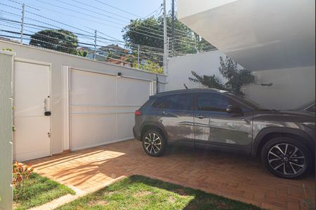 Garagem de casa à venda com 3 quartos, 280m² em Vila Ida, São Paulo