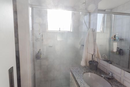 Apartamento à venda com 106m², 3 quartos e 2 vagasBanheiro da Suíte