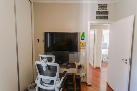 Apartamento à venda com 106m², 3 quartos e 2 vagasQuarto 3