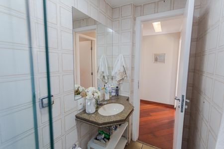 Apartamento à venda com 106m², 3 quartos e 2 vagasBanheiro Social