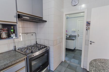 Apartamento à venda com 106m², 3 quartos e 2 vagasCozinha