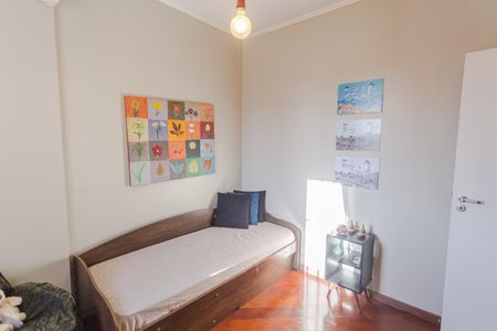 Apartamento à venda com 106m², 3 quartos e 2 vagasQuarto 2