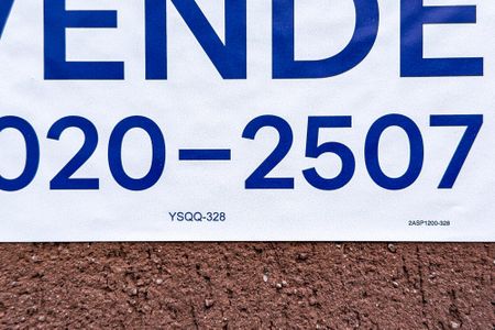 Placa de casa à venda com 3 quartos, 128m² em Vila Invernada, São Paulo