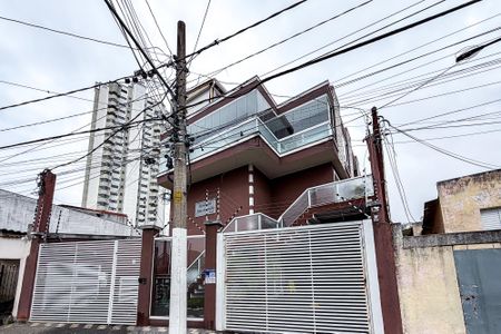 Fachada de casa à venda com 3 quartos, 128m² em Vila Invernada, São Paulo