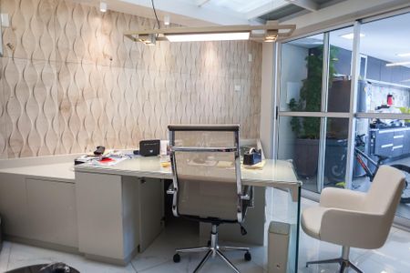 Apartamento à venda com 263m², 3 quartos e 2 vagasEscritório